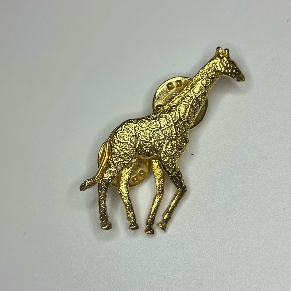 Gold Giraffe Brooch Pin GG Harris